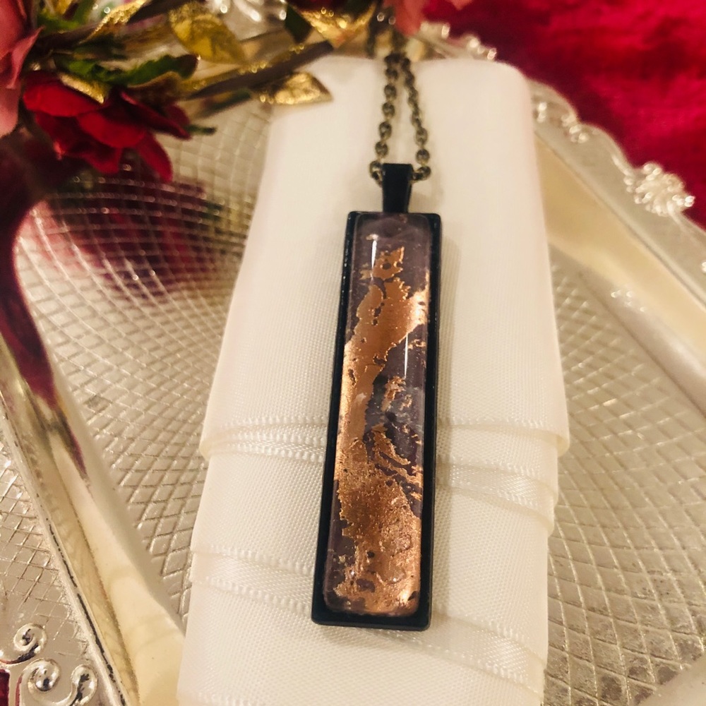 Glass pendant jewelry
